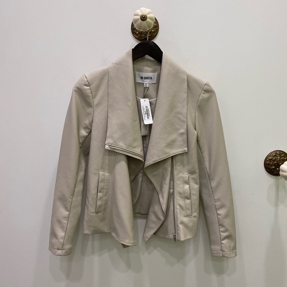 BB Dakota Up to Speed Jacket in Bone - Picture 2 of 3